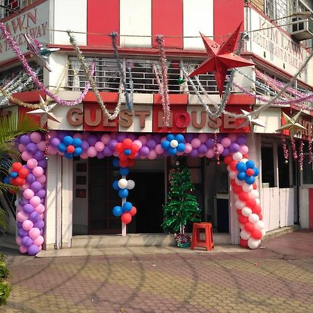 Kim Lawn Guest House Calcutta Buitenkant foto