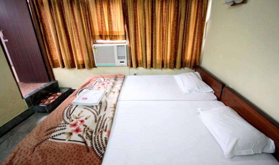 Kim Lawn Guest House Calcutta Buitenkant foto