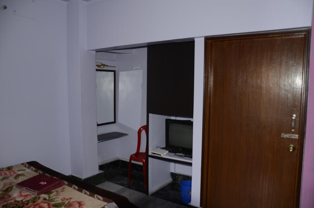 Kim Lawn Guest House Calcutta Buitenkant foto